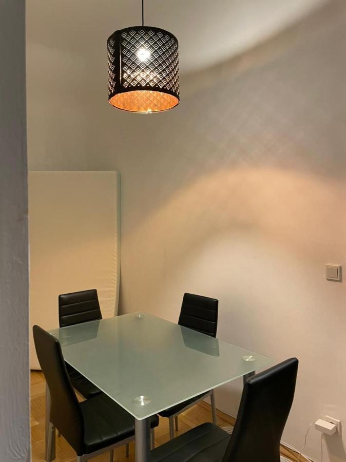 Designer Apartment, 5 Min To City Center Wenen Buitenkant foto